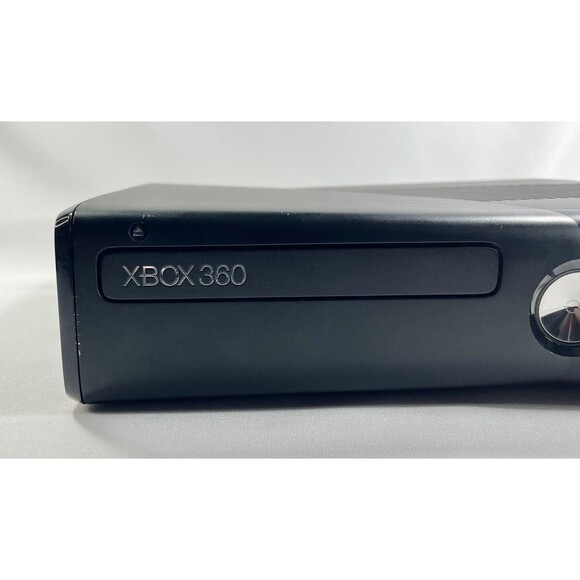 Microsoft Xbox 360 S Slim Console Model 1439 Matte Black Console Only 4Gb Tested - Picture 4 of 9
